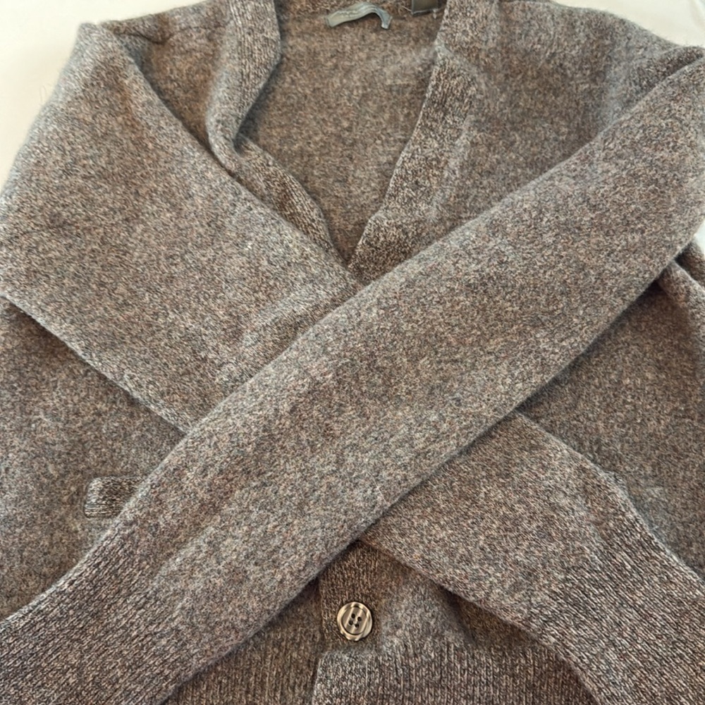 Vintage Lord & Taylor 100% Lambswool Button Up Cardigan Sweater - Picture 6 of 10